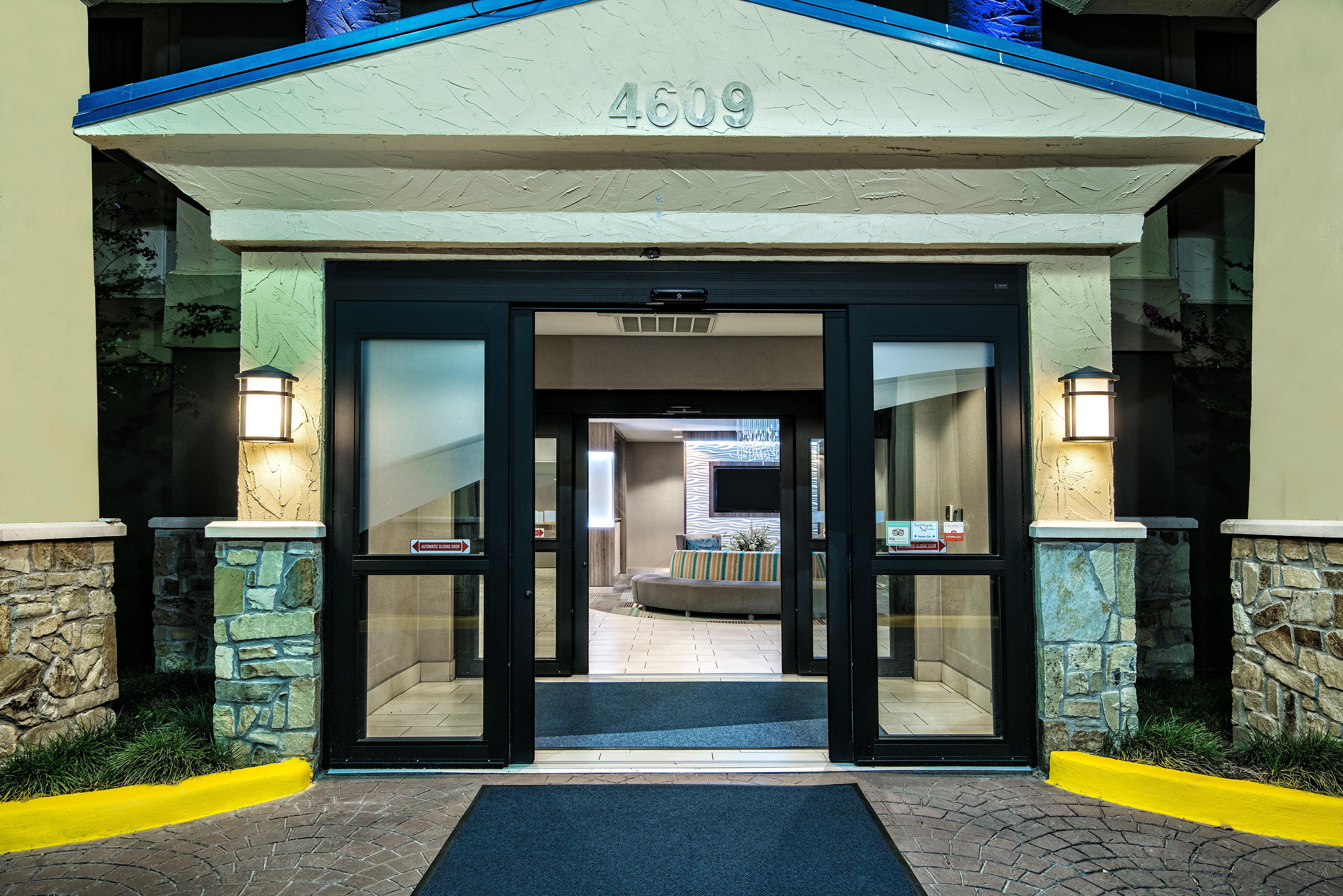 Holiday Inn Express Hotel And Suites Fort Worth/I-20 Εξωτερικό φωτογραφία
