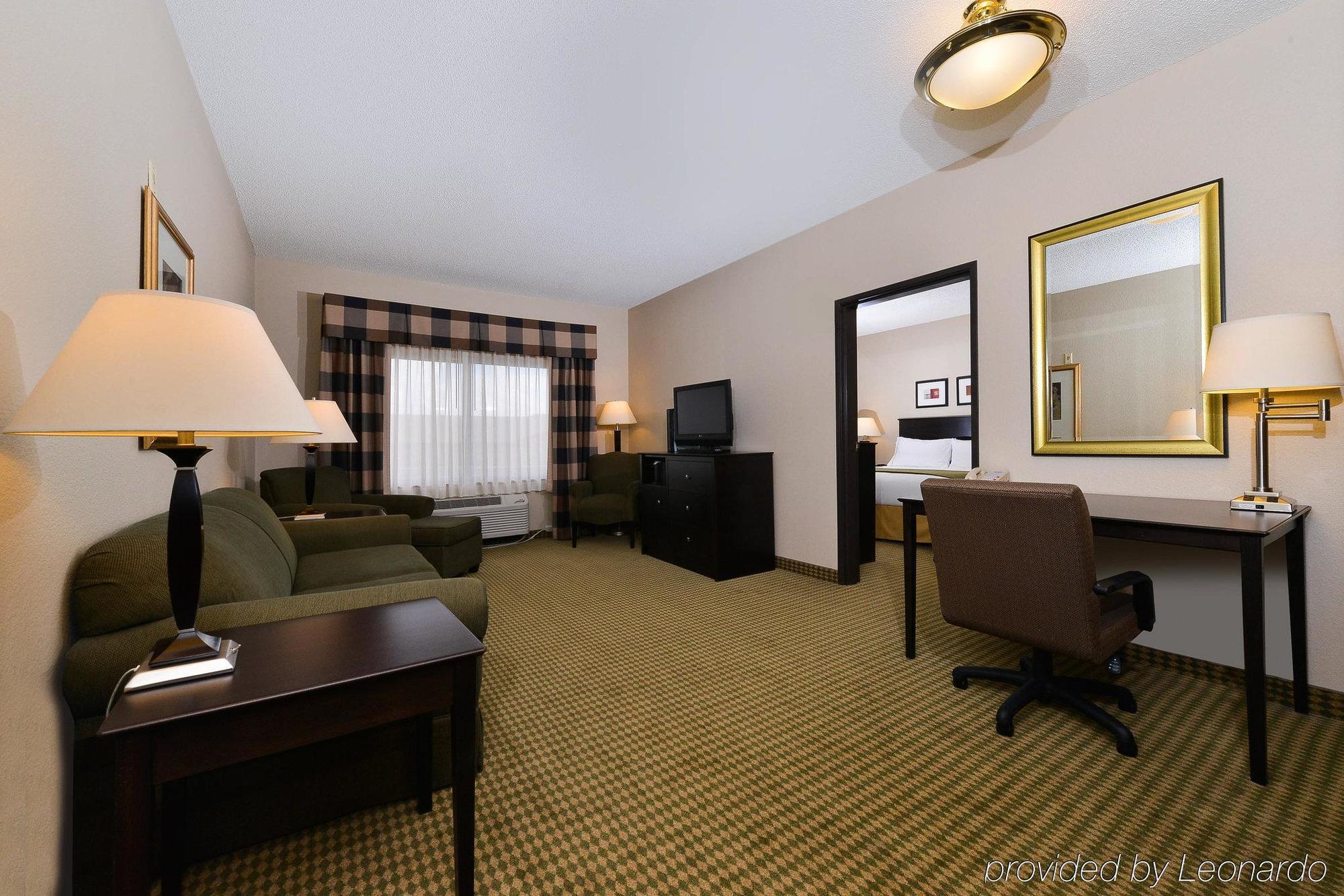 Holiday Inn Express Hotel And Suites Fort Worth/I-20 Εξωτερικό φωτογραφία